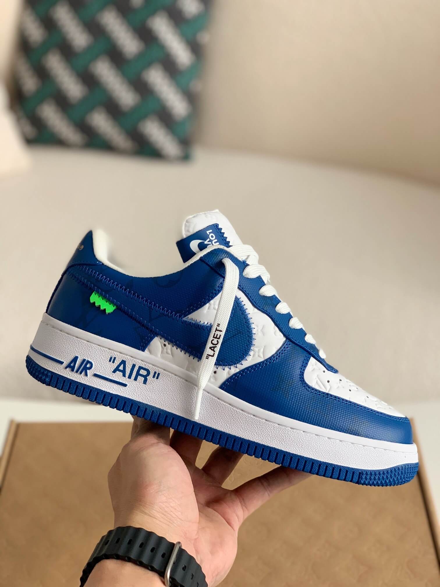 Nike air force 1 bleu et blanc deals