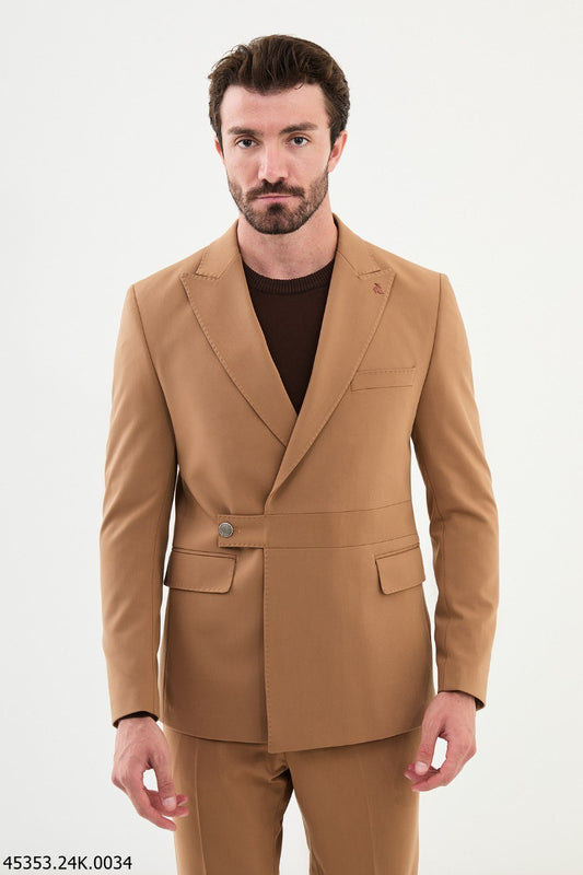 HolloMen Camel Beige Single-Breasted Suit.