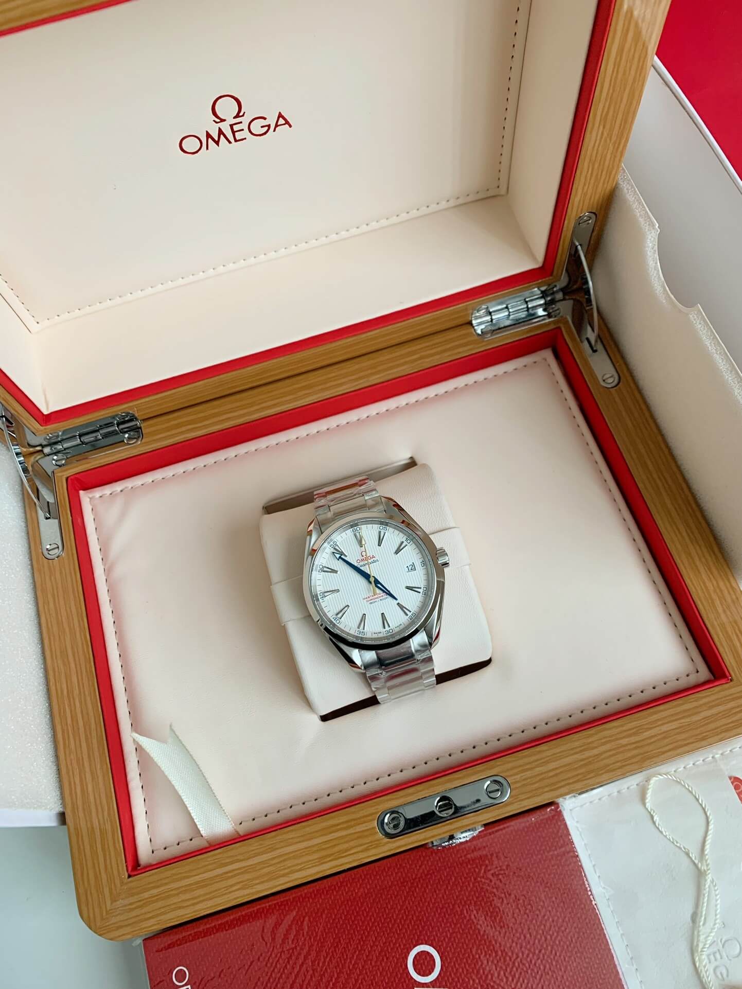 Omega Seamaster Aqua Terra 150M Co-Axial Master Chronometer