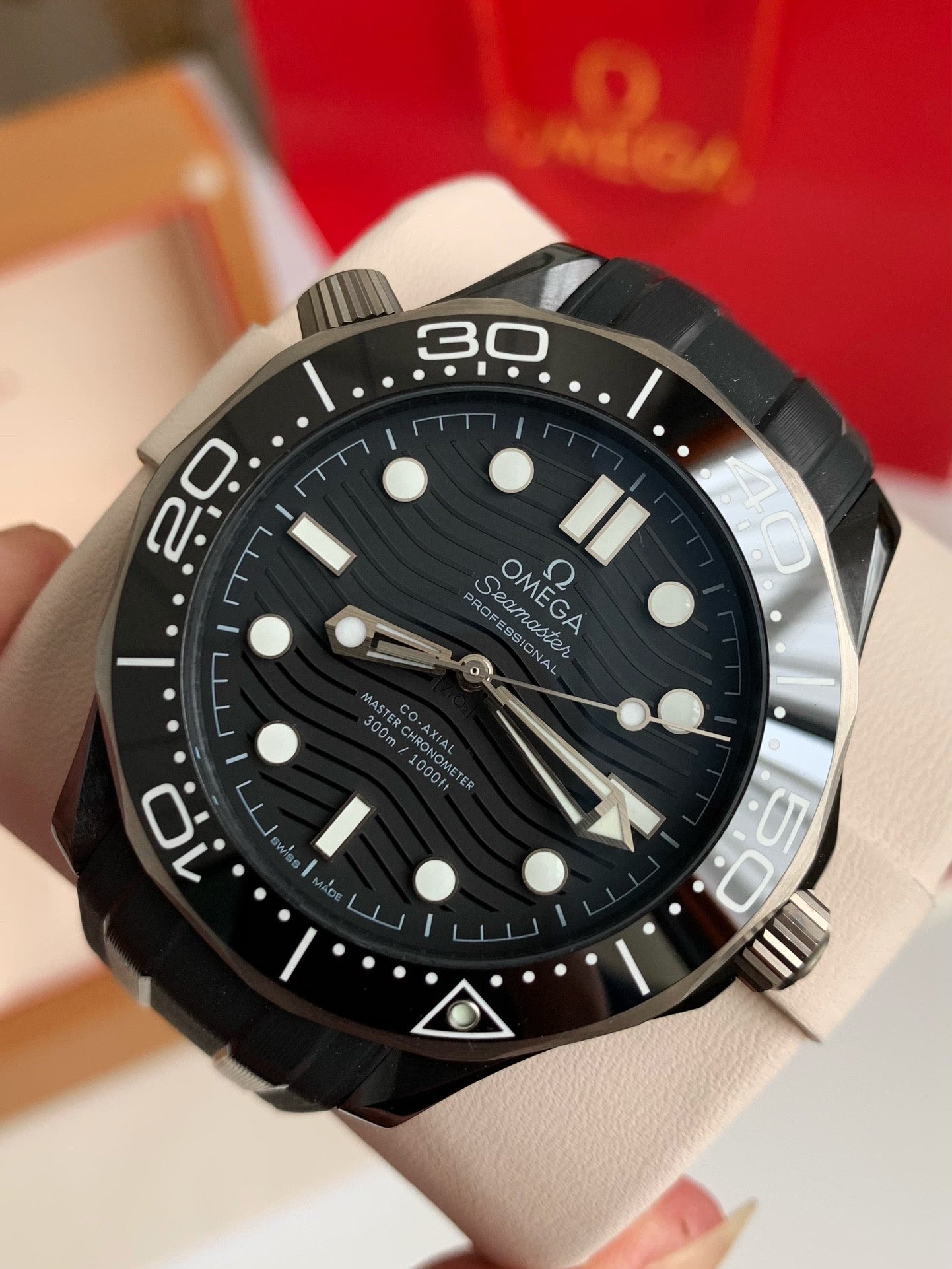 Cronómetro maestro coaxial Omega Seamaster Diver 300M