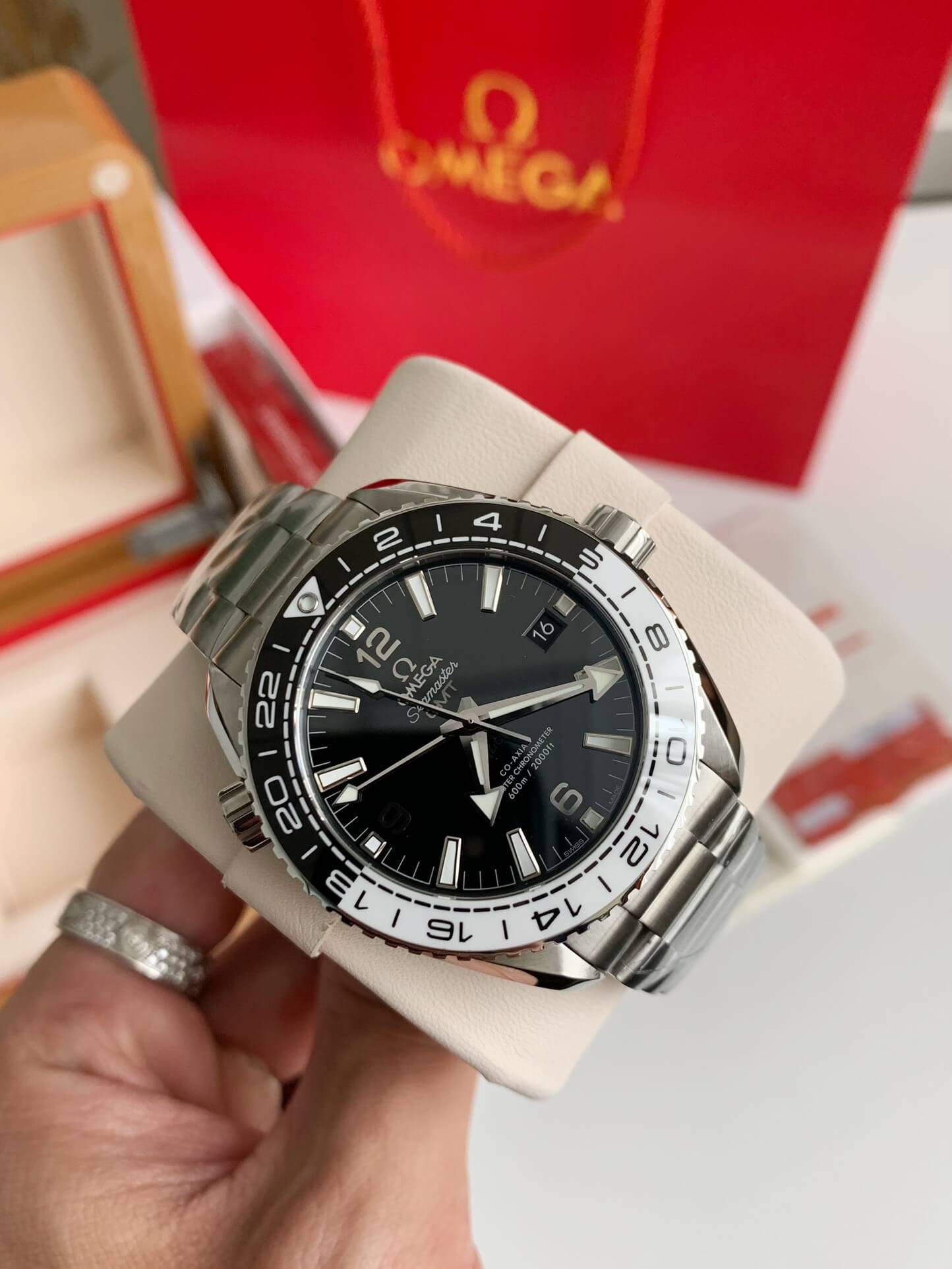 Omega Seamaster GMT Co-Axial Calibro 8605 Cronometro