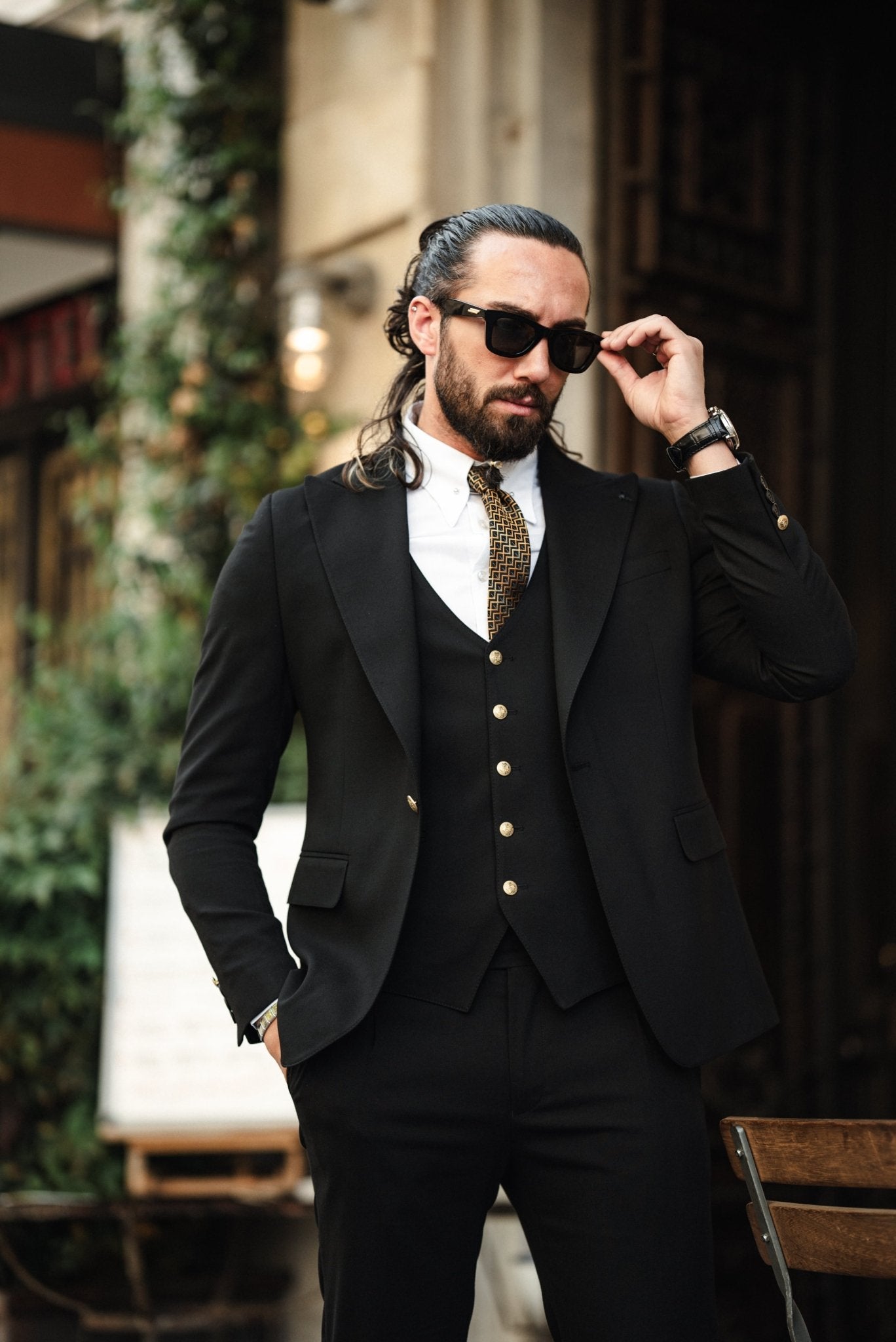 Acadia Classic Black suit