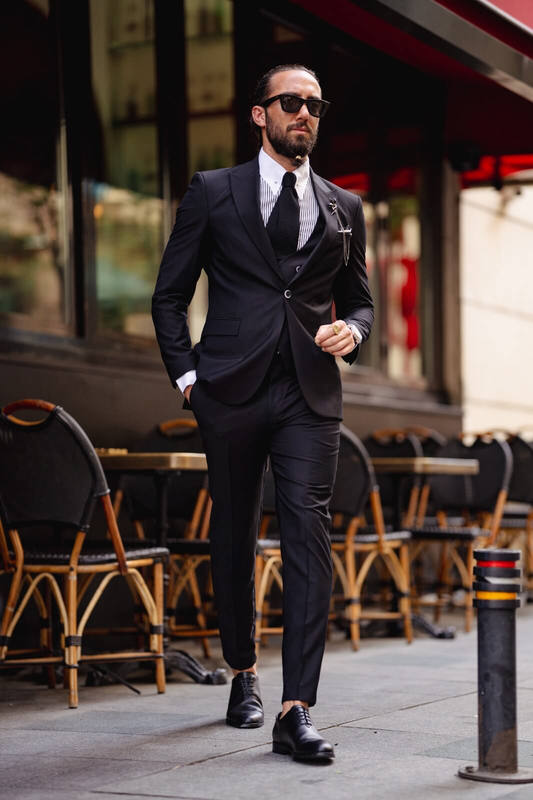 A Black Mono Collar Suit on display.