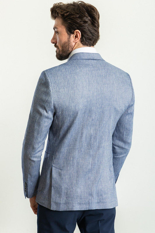 HolloMen Blue Blazer - Timeless elegance in a refined blue hue, perfect for any occasion.