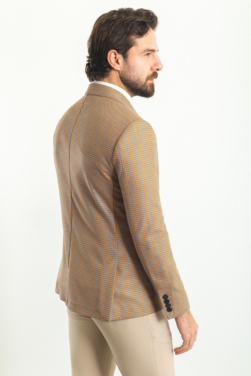 Elegant HolloMen beige checkered blazer for a refined and sophisticated style.