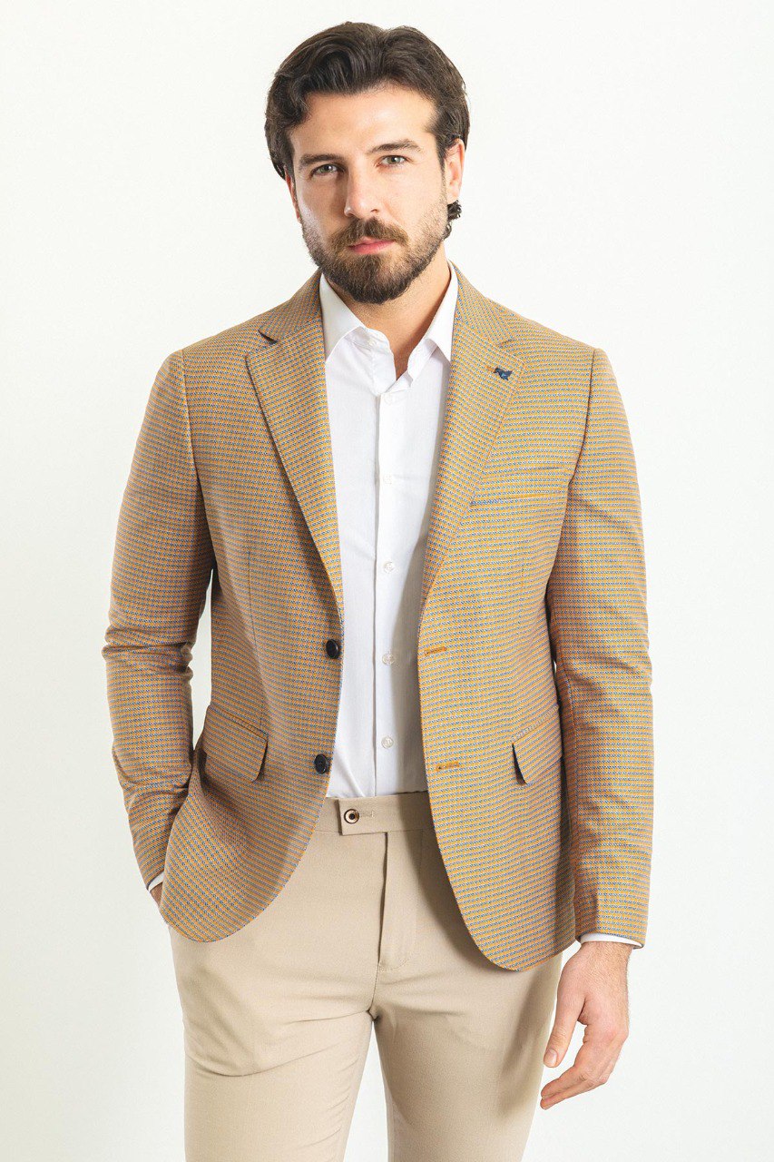 Elegant HolloMen beige checkered blazer for a refined and sophisticated style.