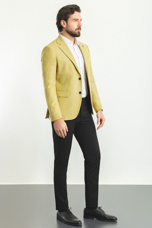 Vibrant HolloMen yellow checkered blazer for a bold and sophisticated look.