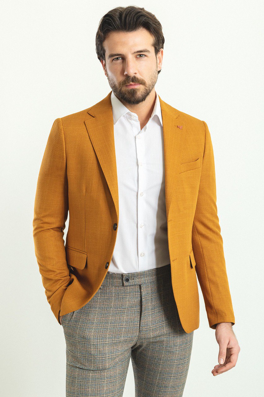 HolloMen Mustard Yellow Blazer - Bold, tailored elegance for the modern man.