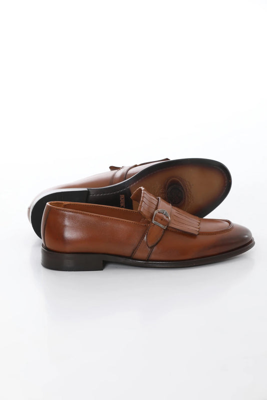 Brown leather loafers with buckle and tassel, microlight sole for comfort, and genuine leather lining.