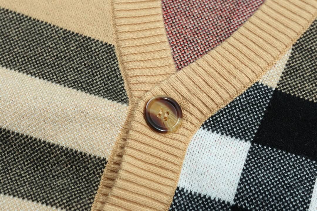 Burberry Vintage Check Cardigan Jacket