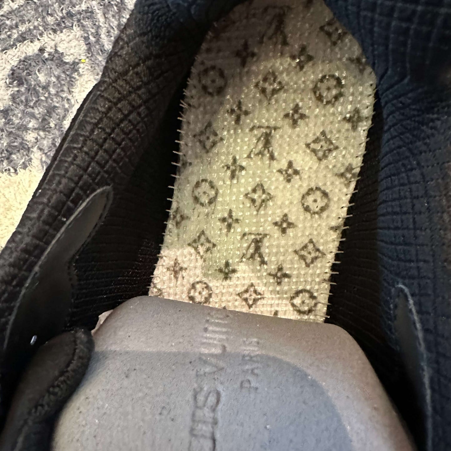 Zapatillas deportivas negras Tatic de Louis Vuitton Runner