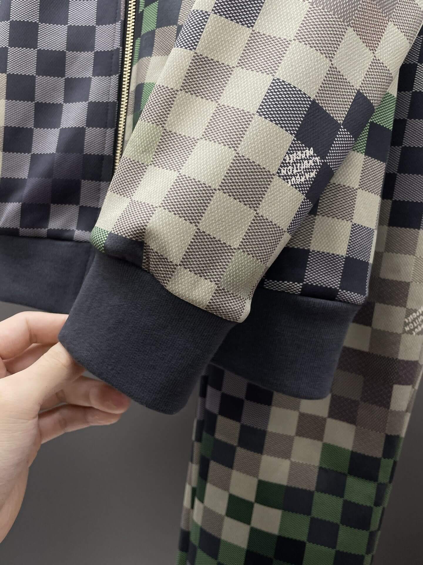 Chándal Louis Vuitton Damier de camuflaje