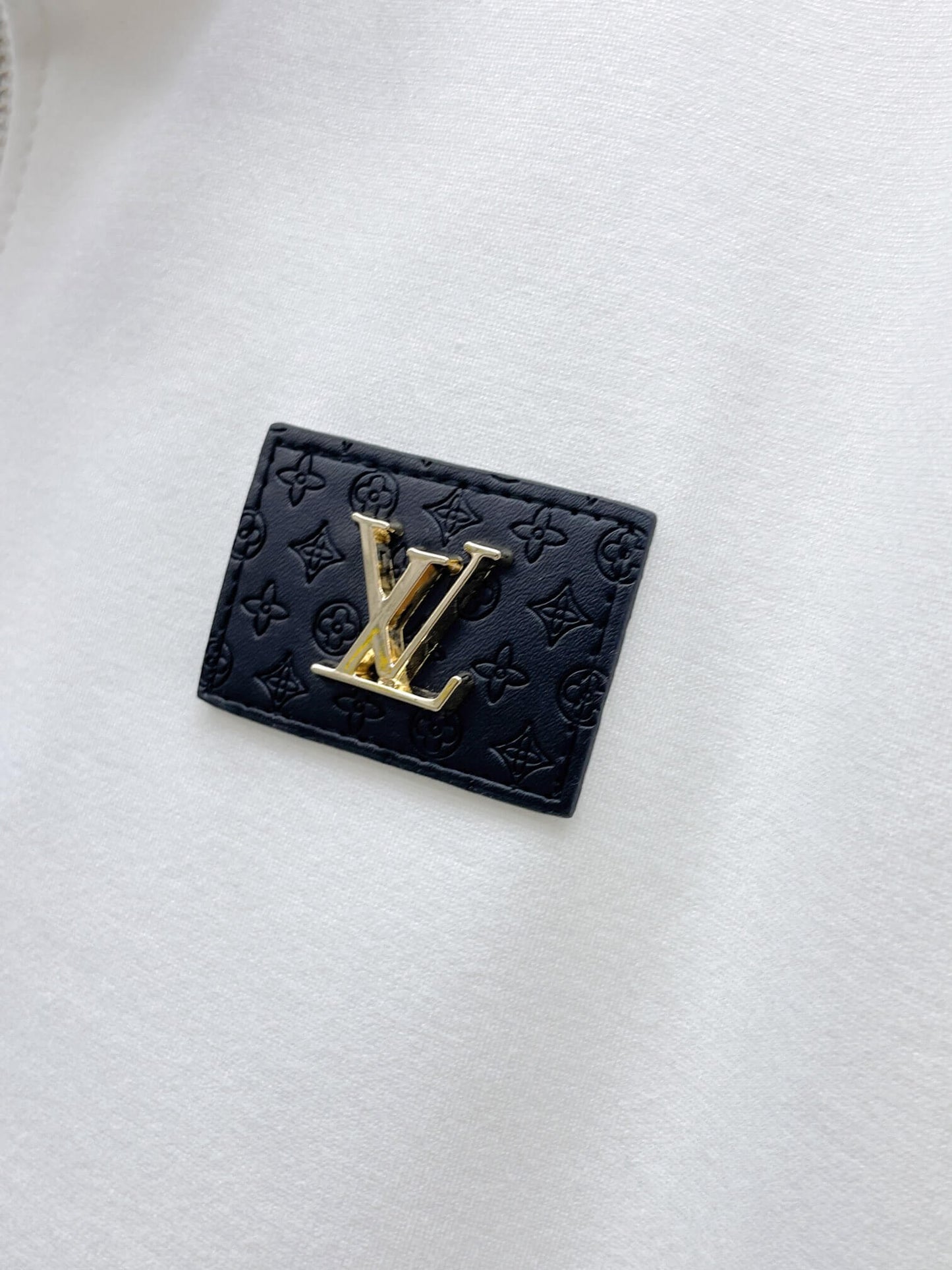 Trening Louis Vuitton alb simplu