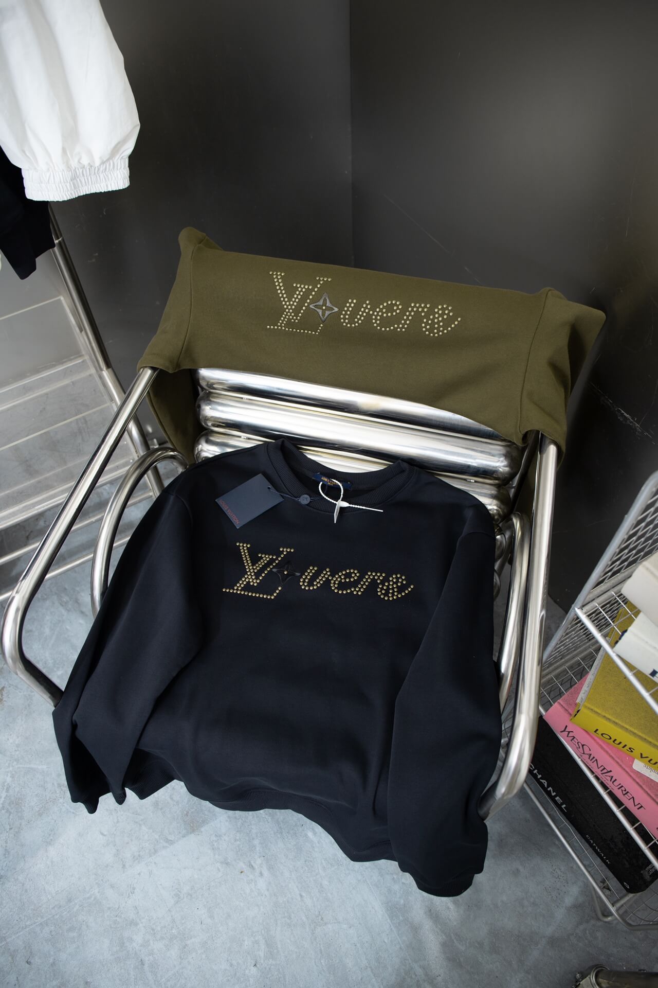 Louis Vuitton Black Cotton Signature Sweatshirt