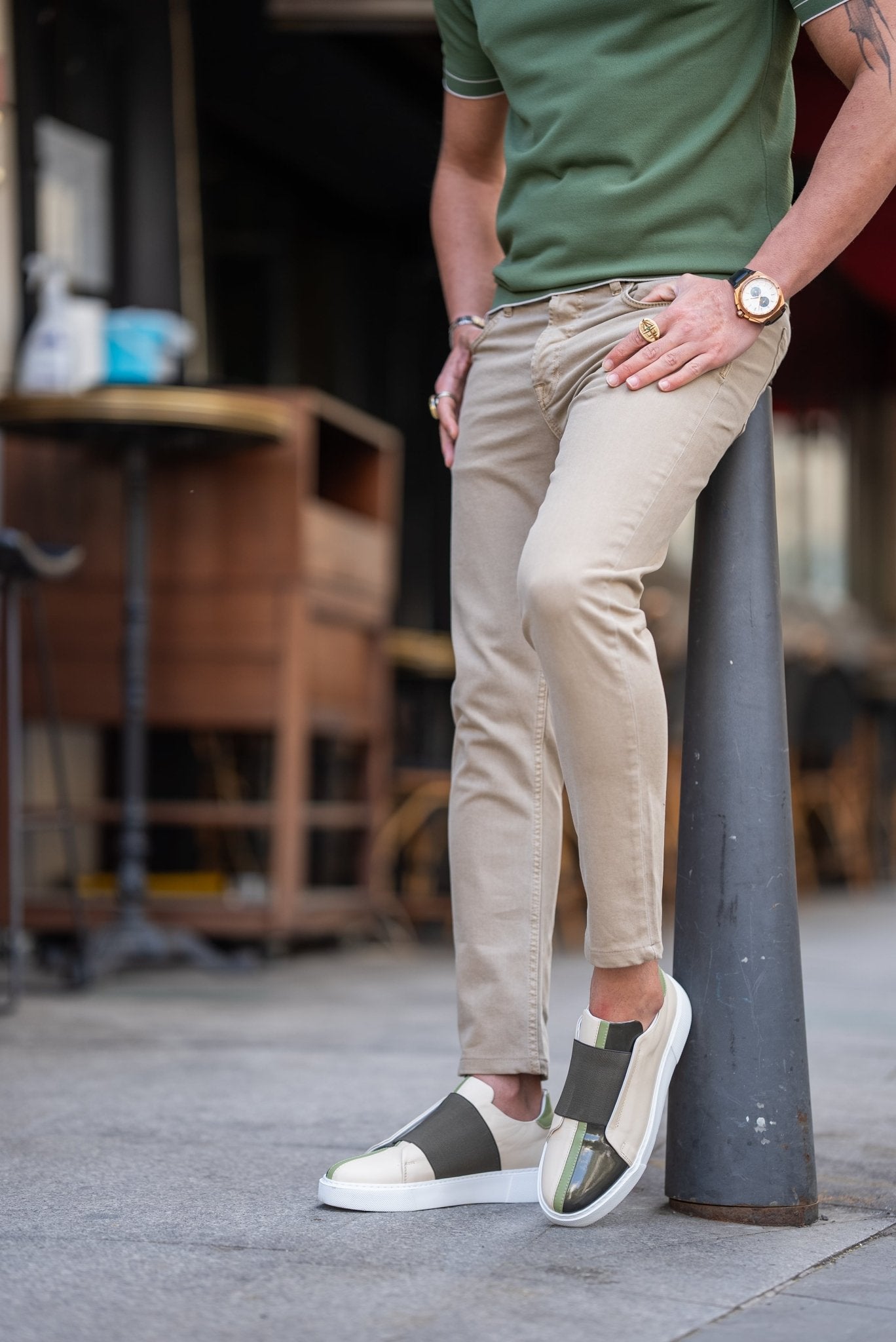 A Beige Jeans from HolloMen 