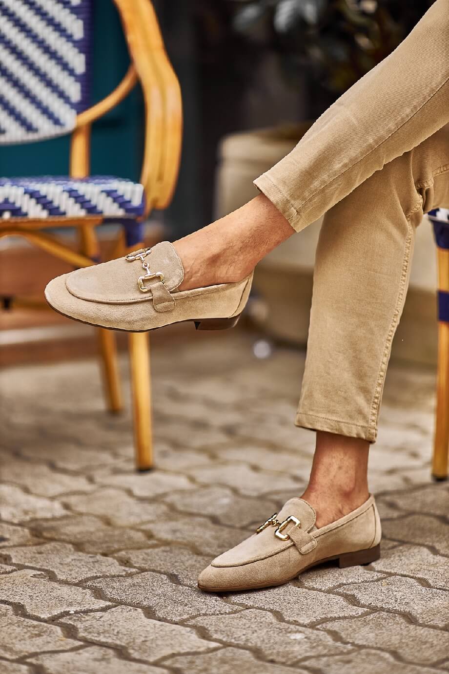 Loafer aus Wildleder in Beige mit Haselnussbraun