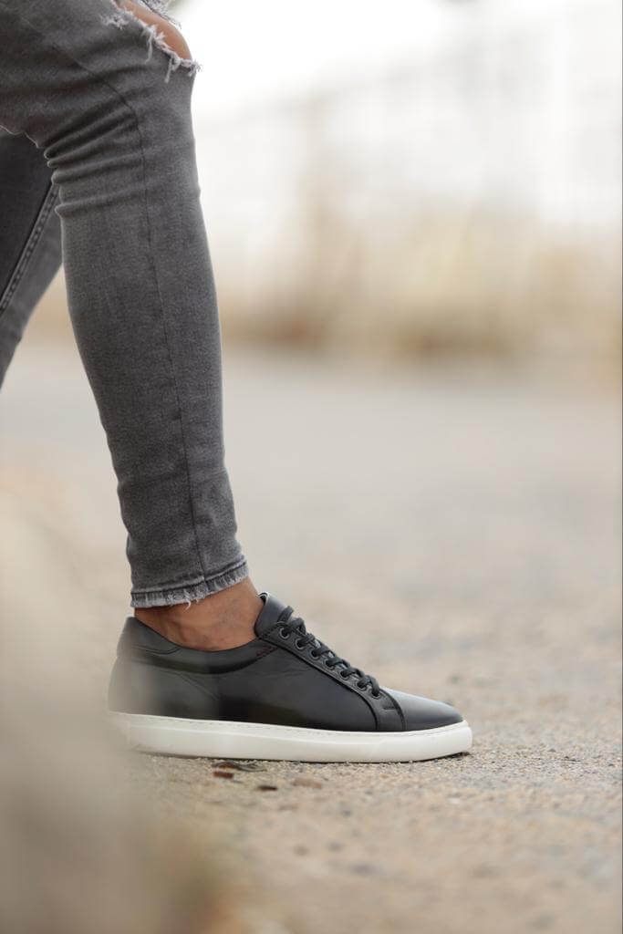 Albina Black Leather Sneaker – HolloMen