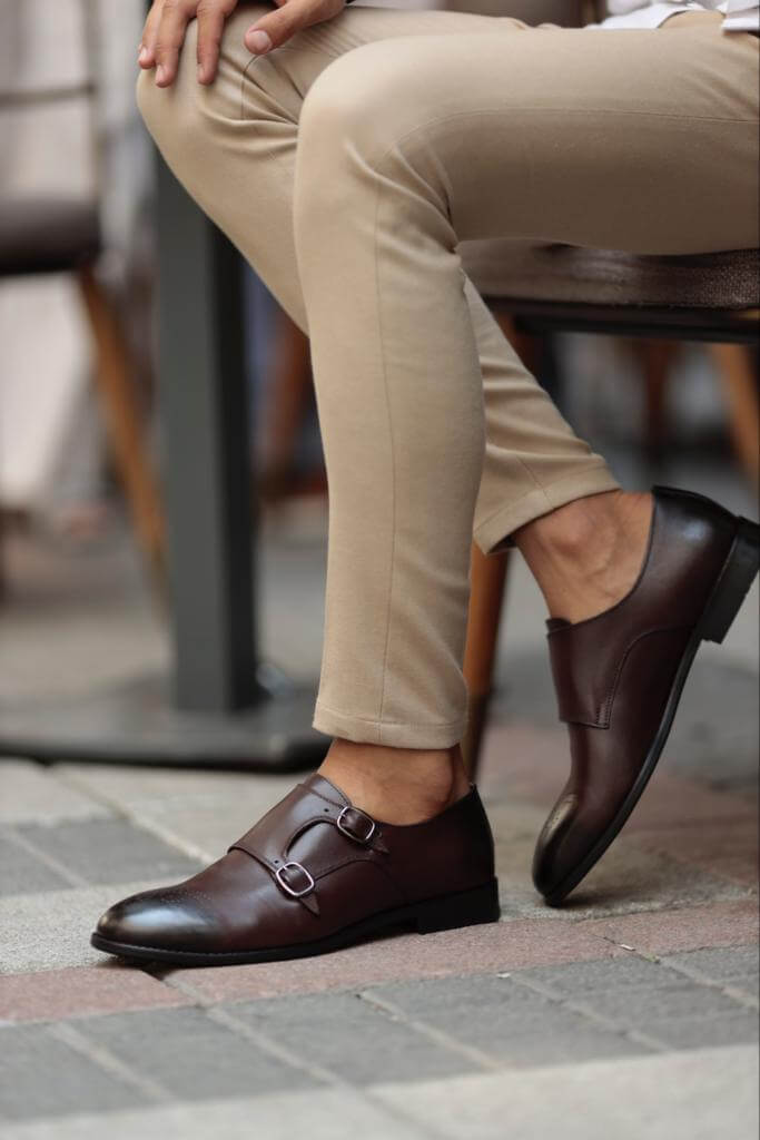 Monk sales strap marrom