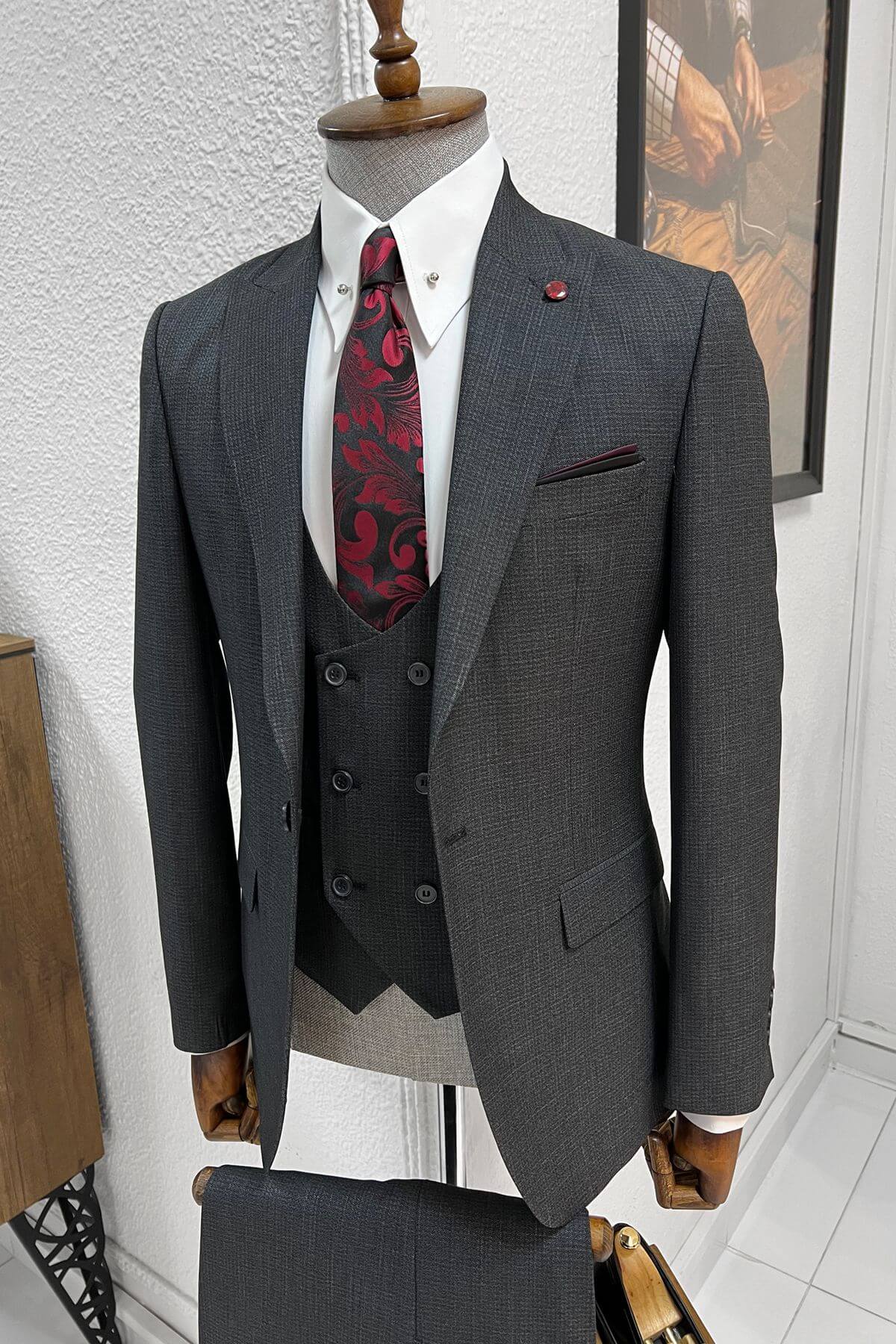 Men's Suits Online | Every stitch is stitched to give you an impressive ...